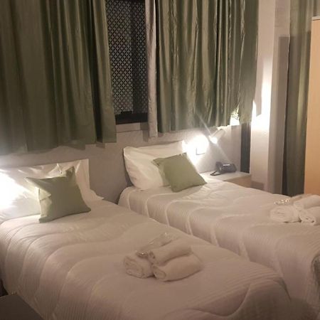 Hotel Eden Озио-ди-Сотто Экстерьер фото